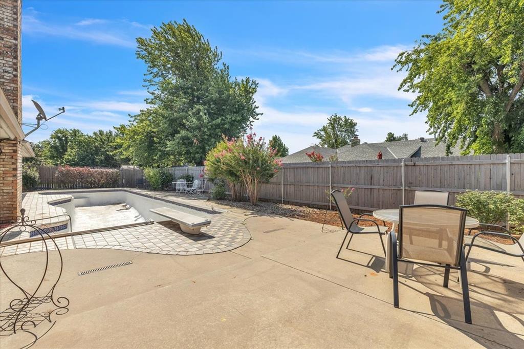 8124 NW 82nd Street
