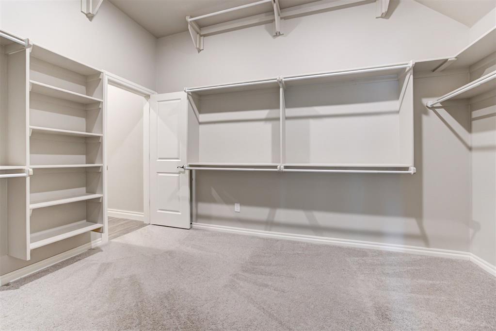 3140 Hunter Crest Drive