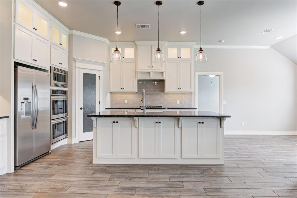 3140 Hunter Crest Drive