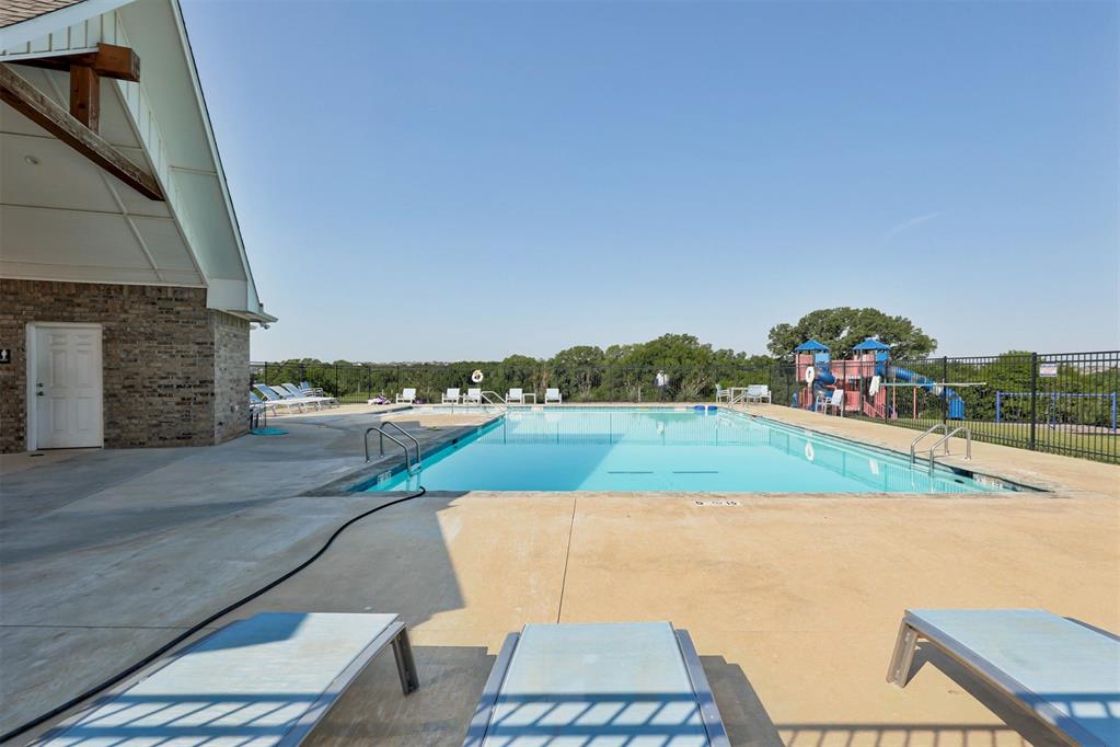 3140 Hunter Crest Drive