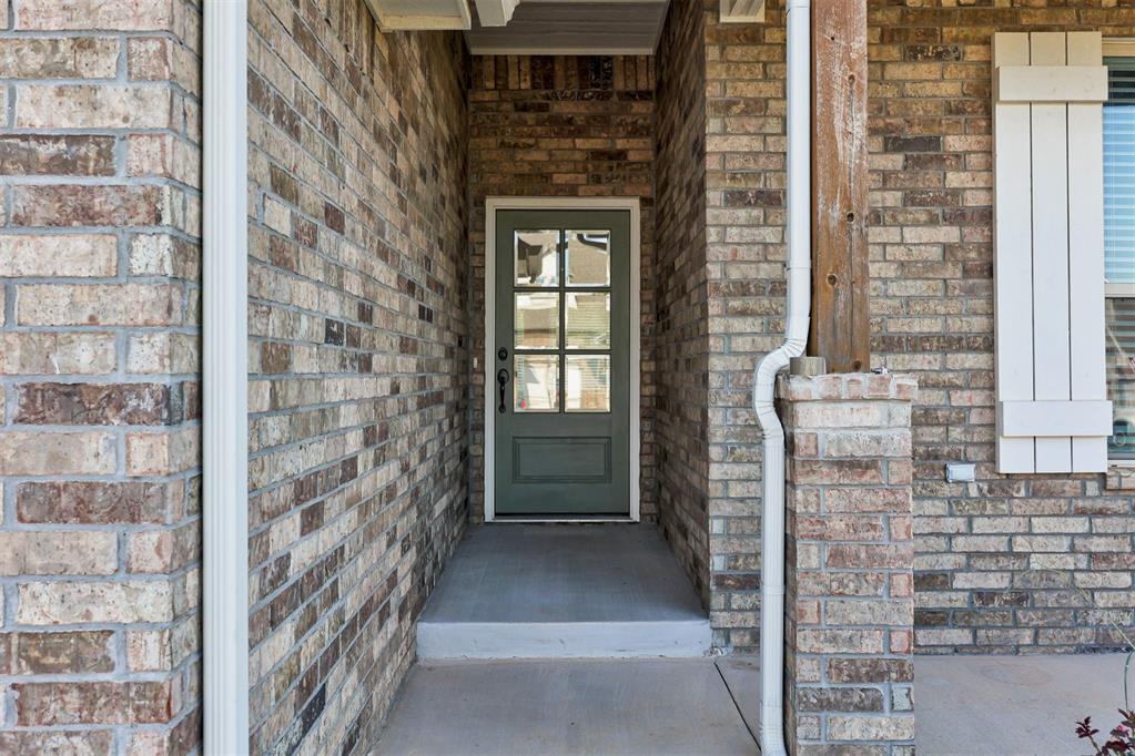 3140 Hunter Crest Drive