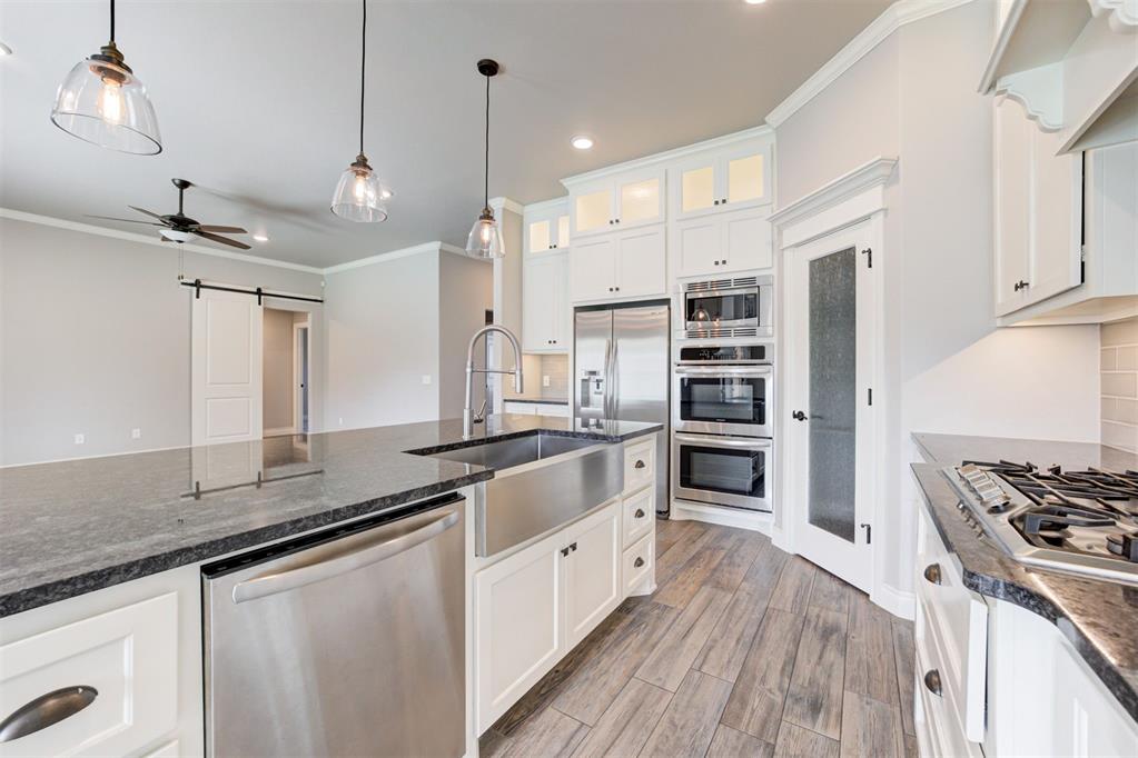 3140 Hunter Crest Drive