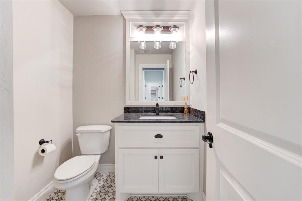 3140 Hunter Crest Drive