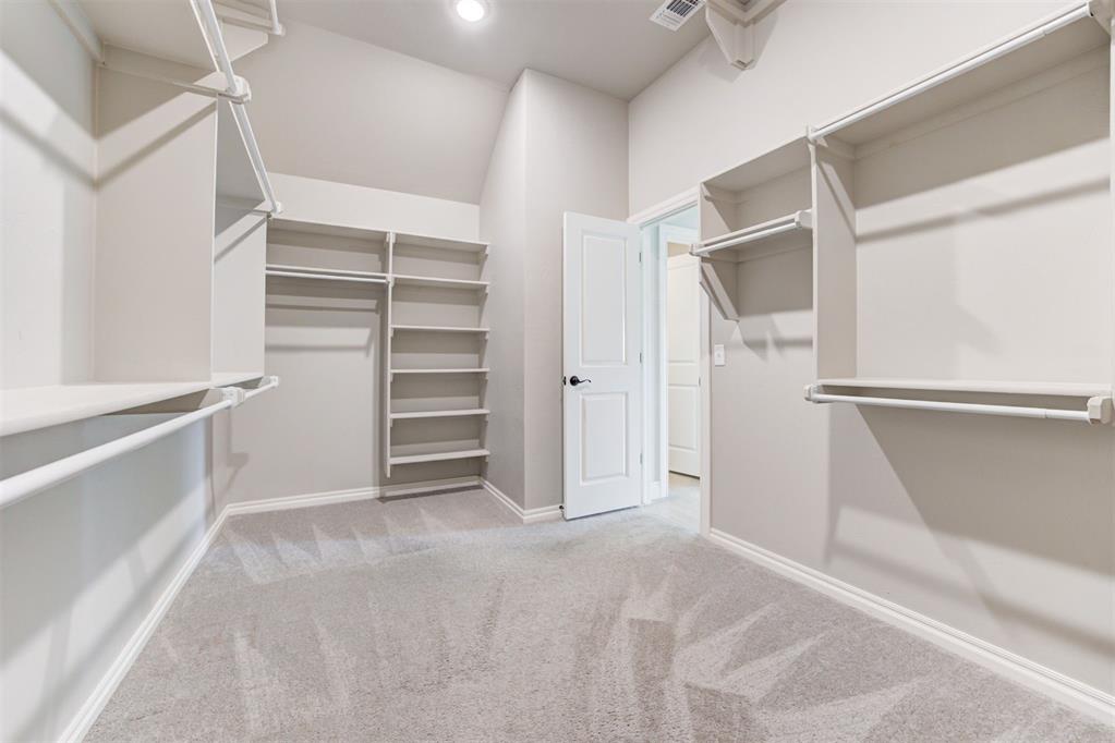 3140 Hunter Crest Drive