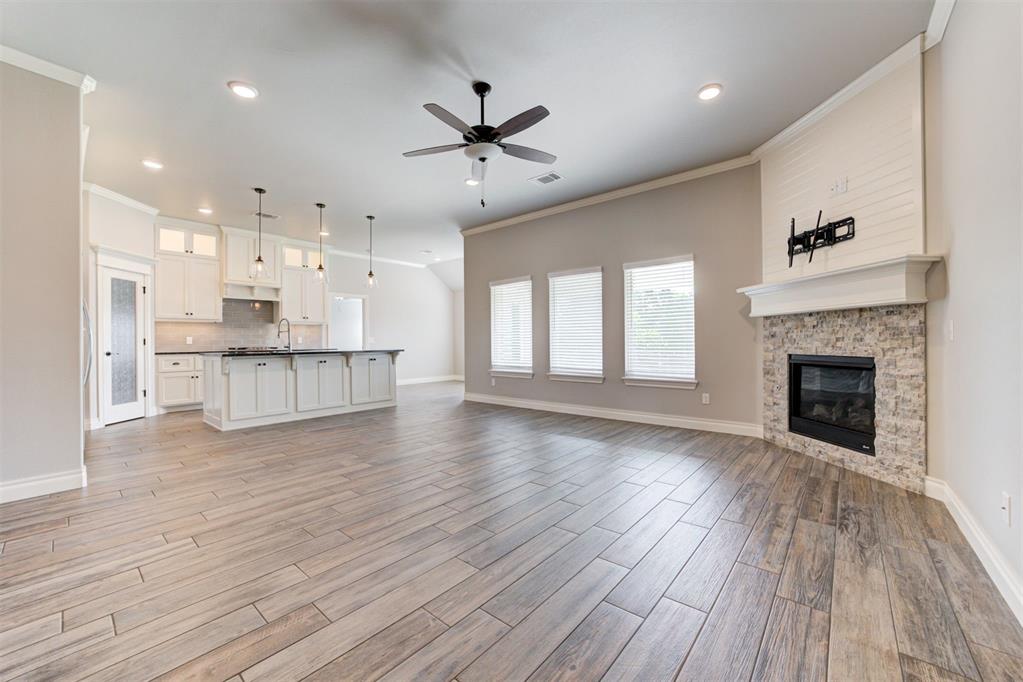 3140 Hunter Crest Drive