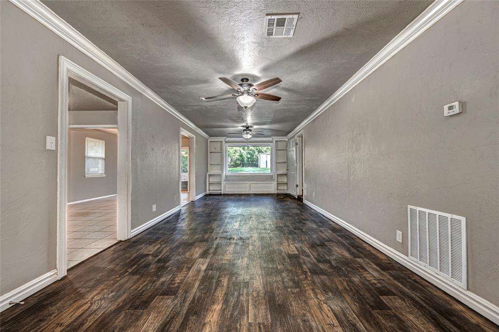 913 Farra Drive