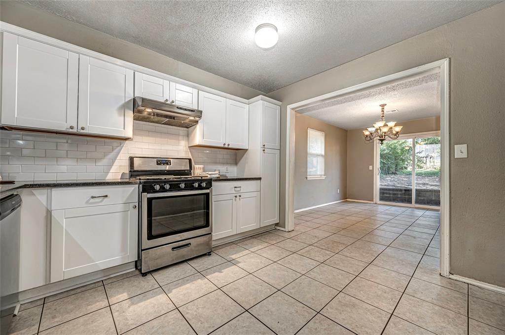 913 Farra Drive
