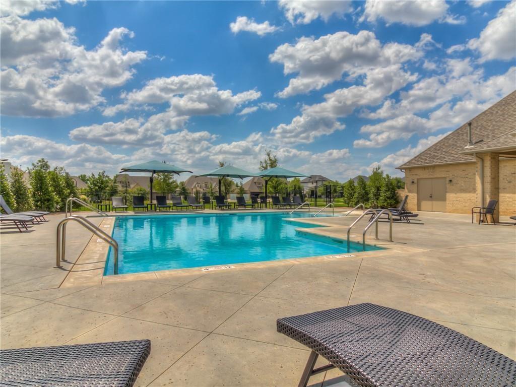 16401 Burgundy East Drive