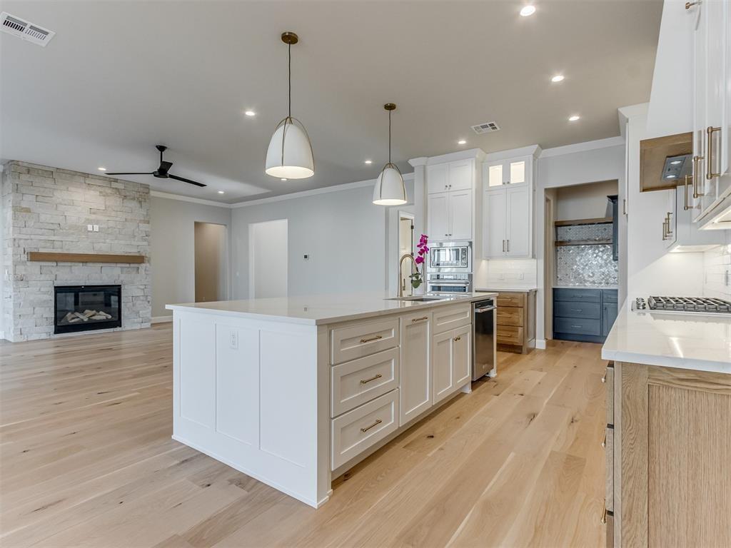 16401 Burgundy East Drive