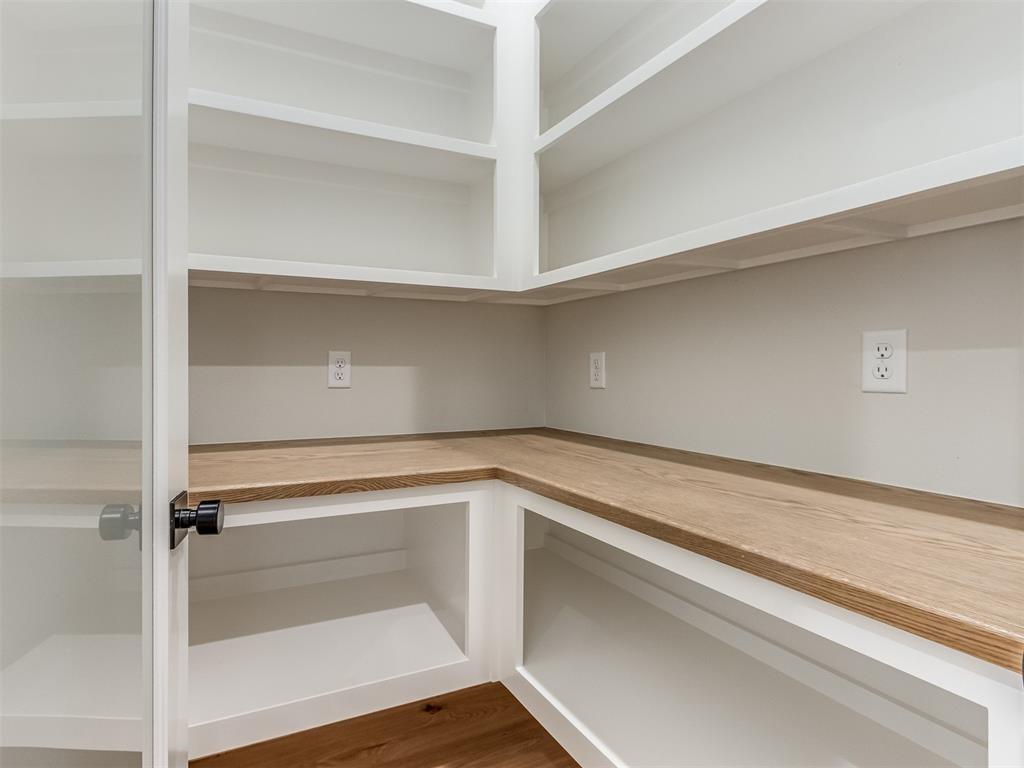 16401 Burgundy East Drive