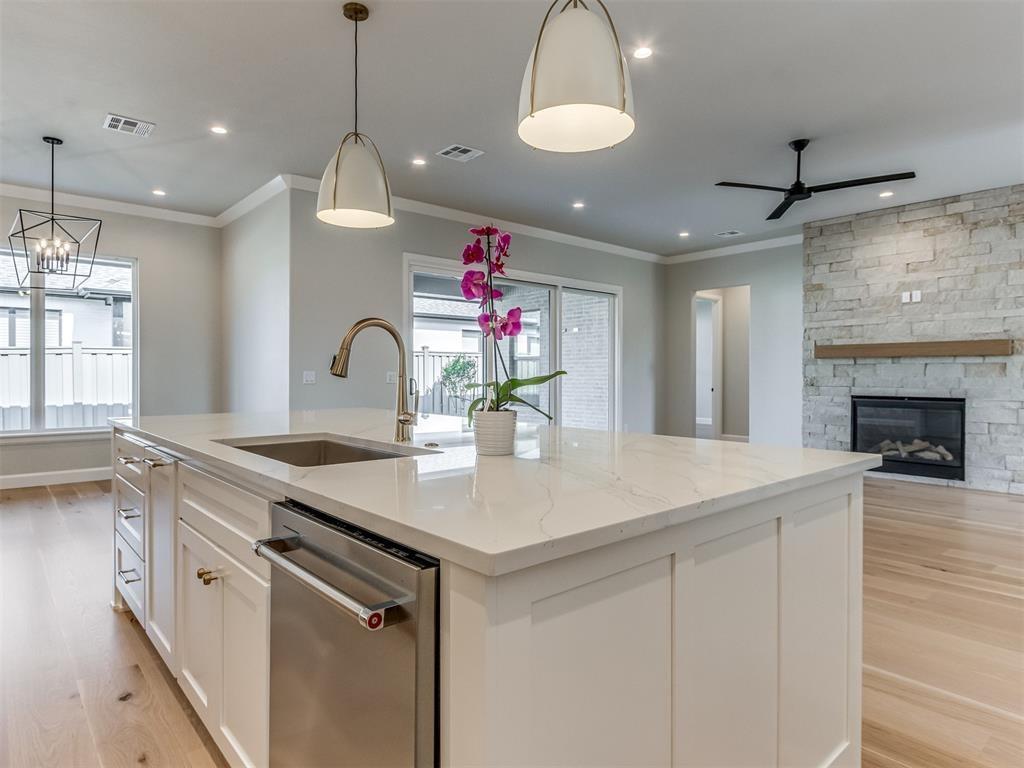 16401 Burgundy East Drive