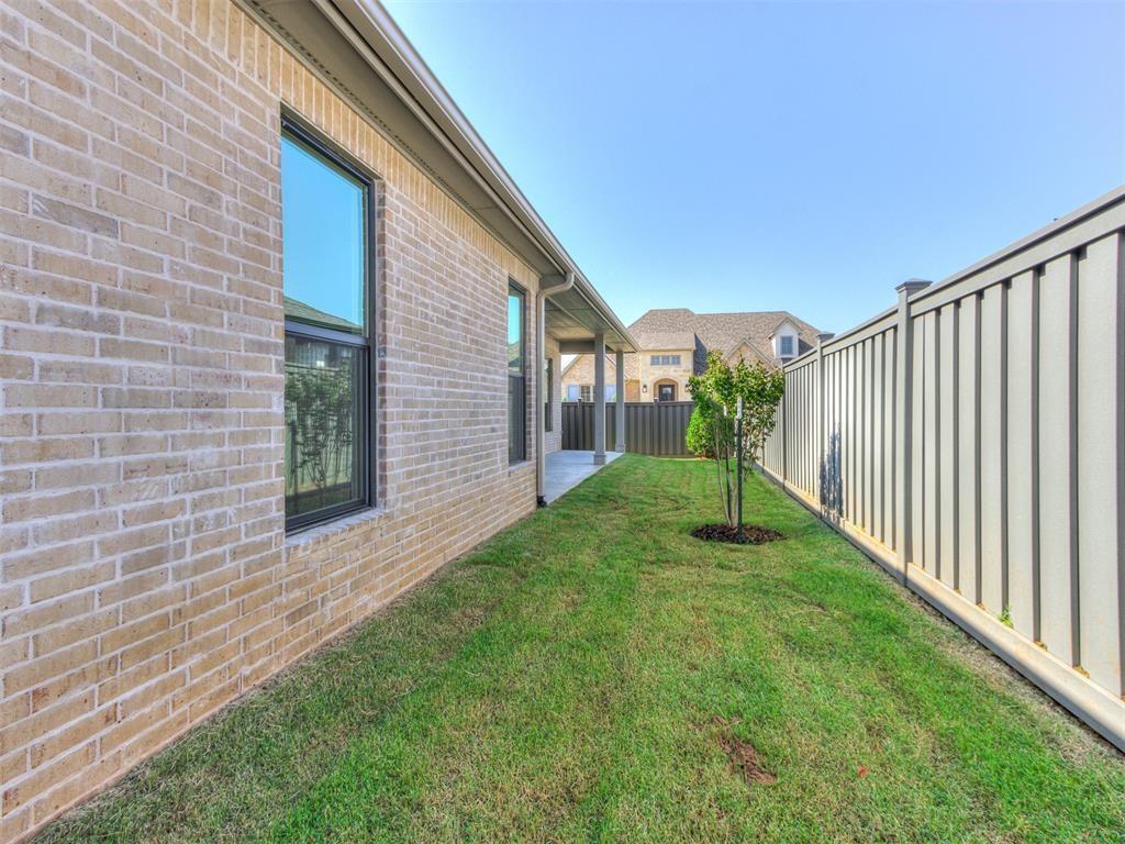 16401 Burgundy East Drive