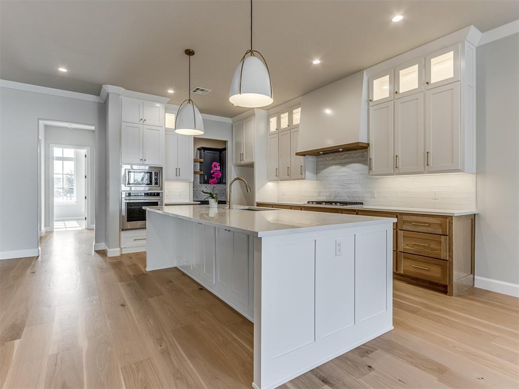 16401 Burgundy East Drive