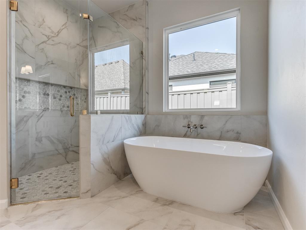 16401 Burgundy East Drive