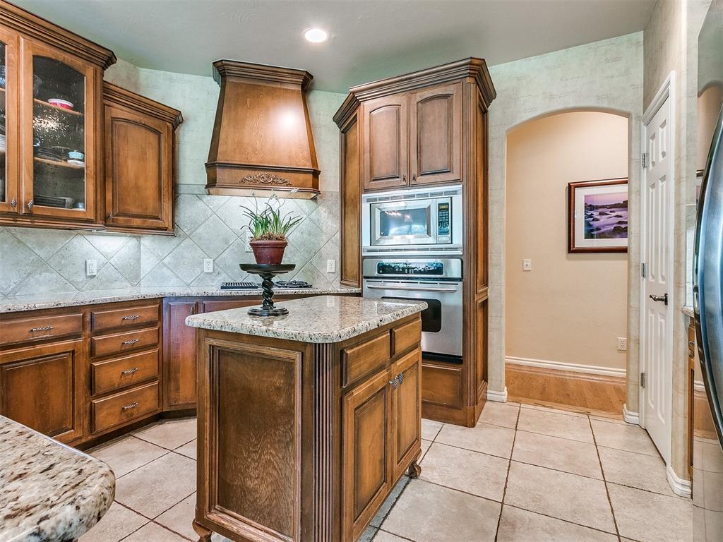 3019 Meriweather Road