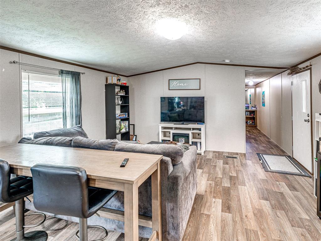 101735 Green Moss Trail