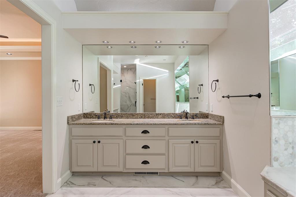 1102 Saint Andrews Drive