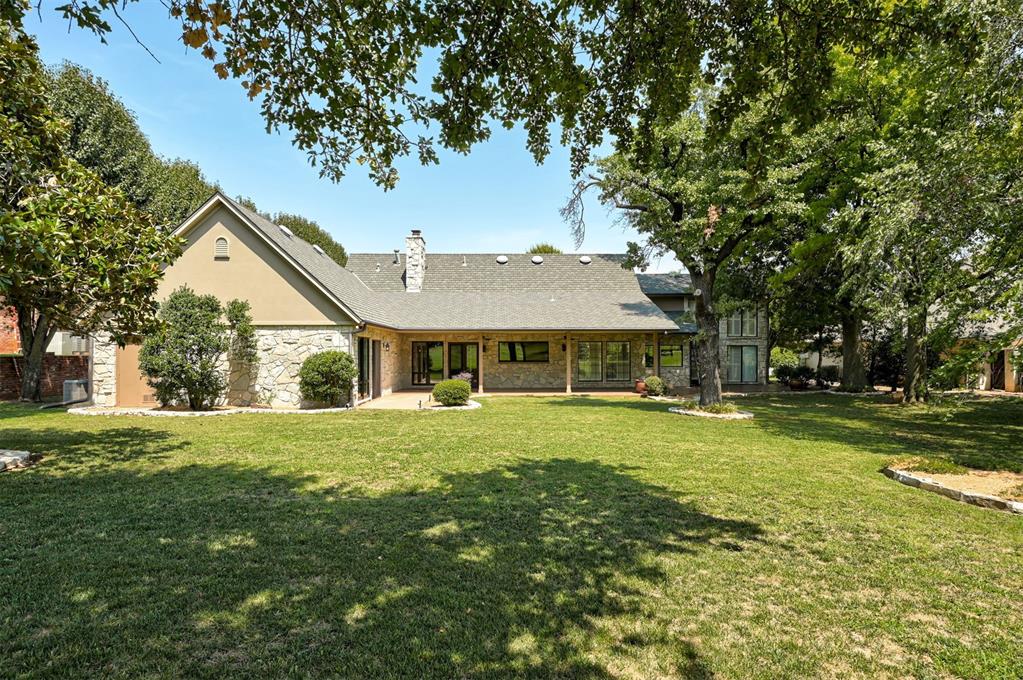 1102 Saint Andrews Drive