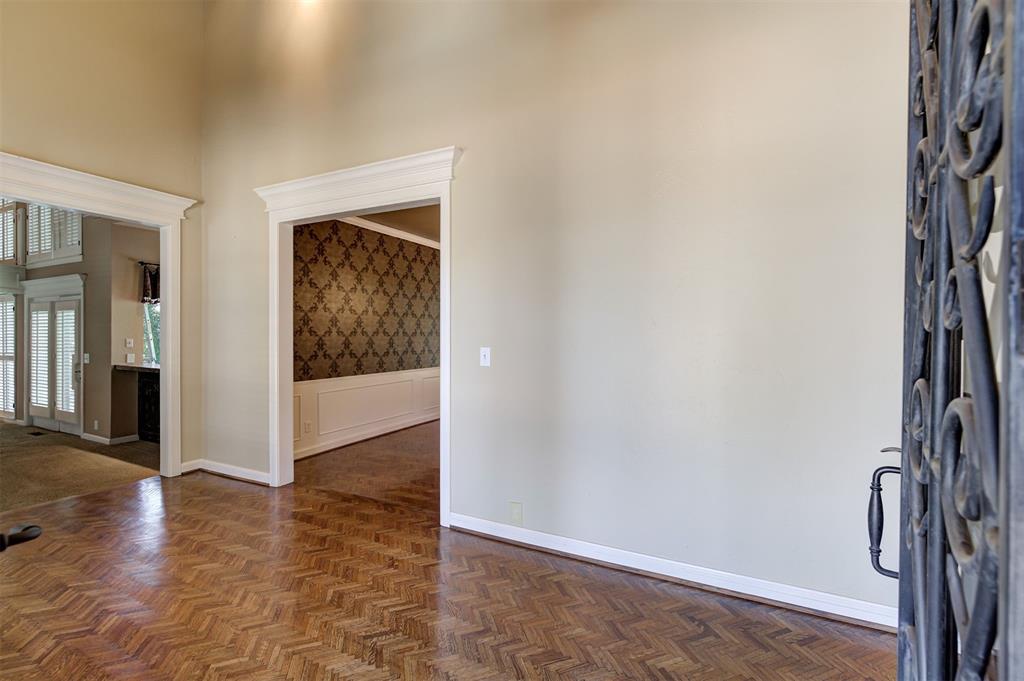 1102 Saint Andrews Drive