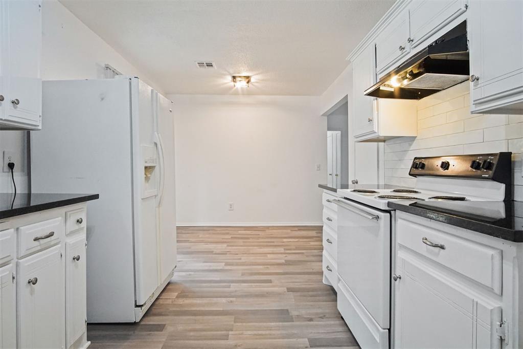 3221 Dentwood Terrace