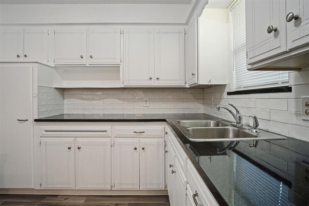 3221 Dentwood Terrace