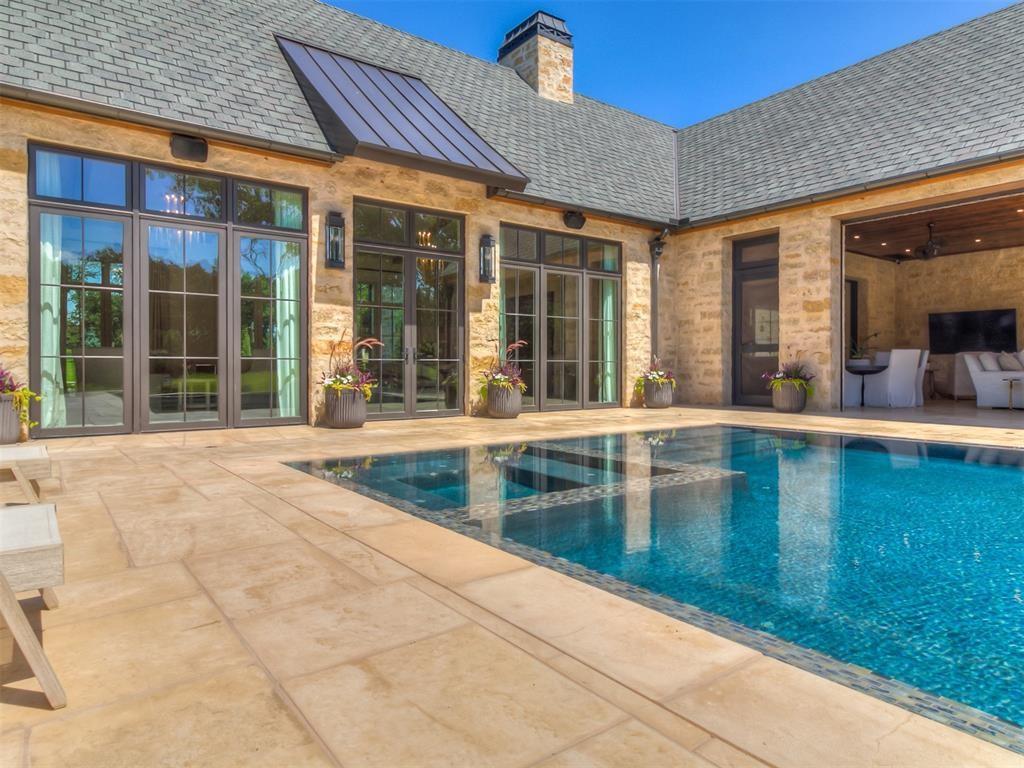2909 Spring Crest Circle