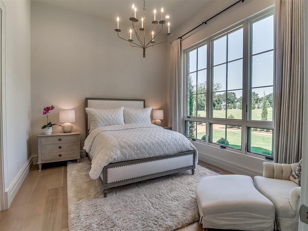2909 Spring Crest Circle