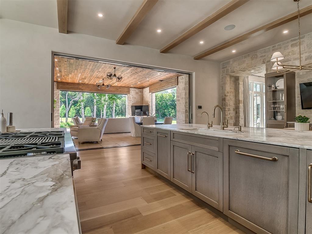 2909 Spring Crest Circle