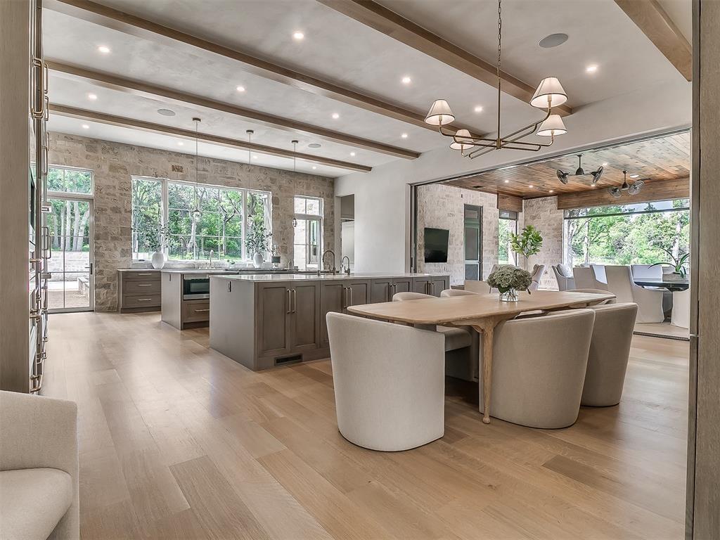2909 Spring Crest Circle
