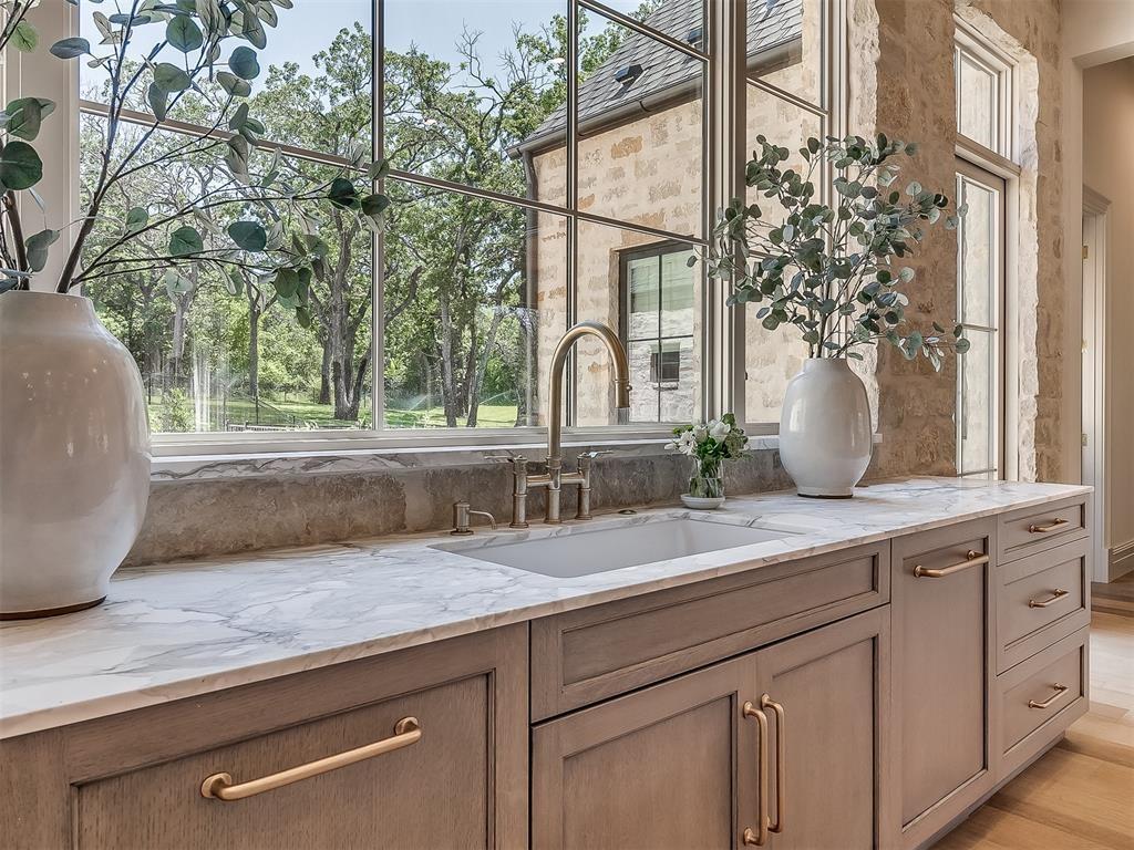 2909 Spring Crest Circle