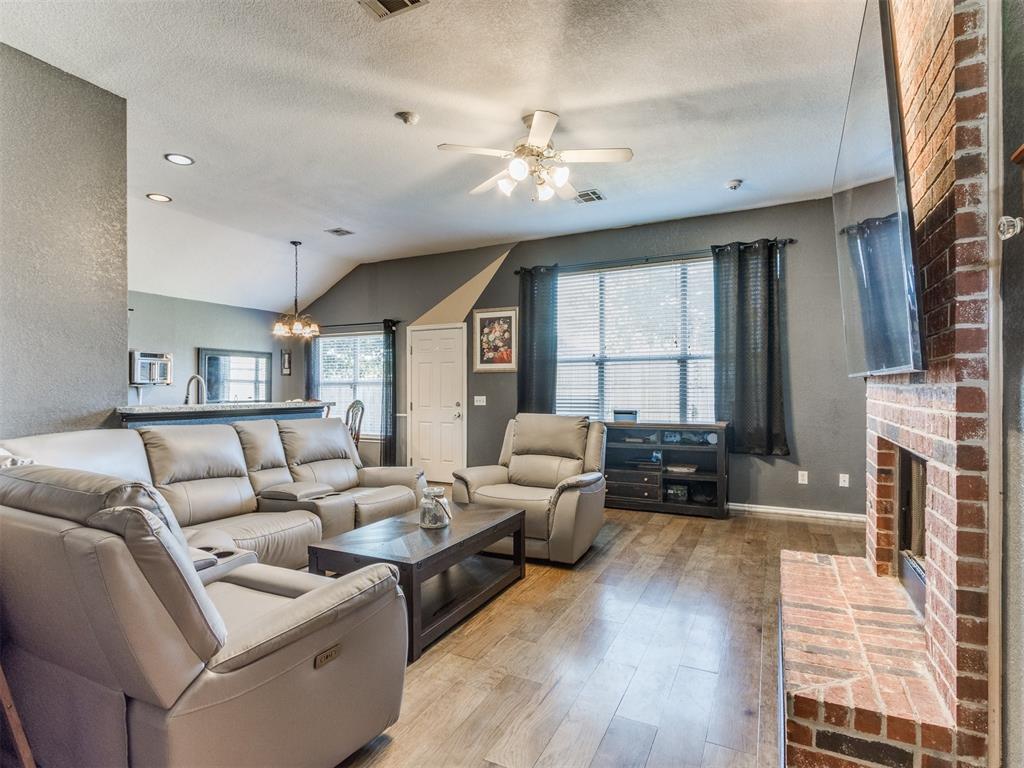 10129 Fairfax Lane