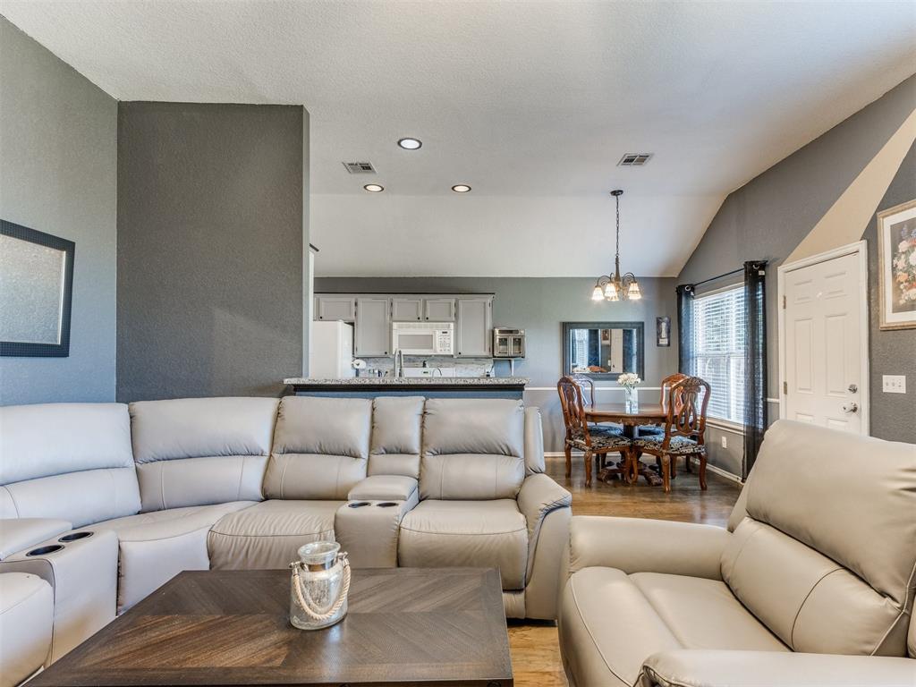 10129 Fairfax Lane