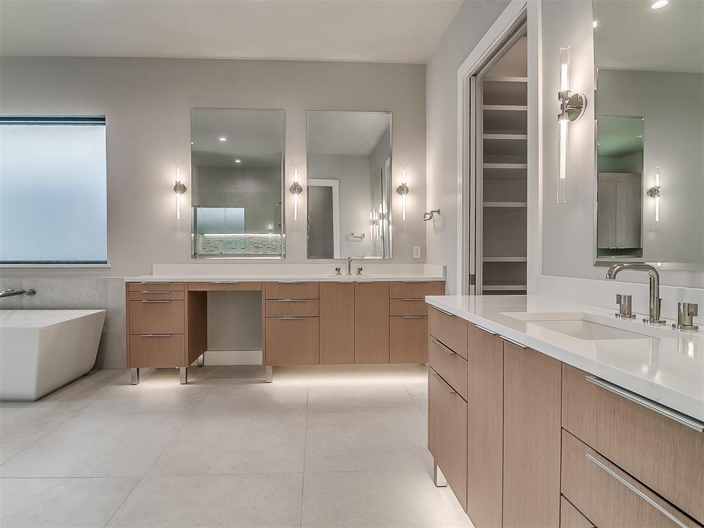 15608 Waterstone Way