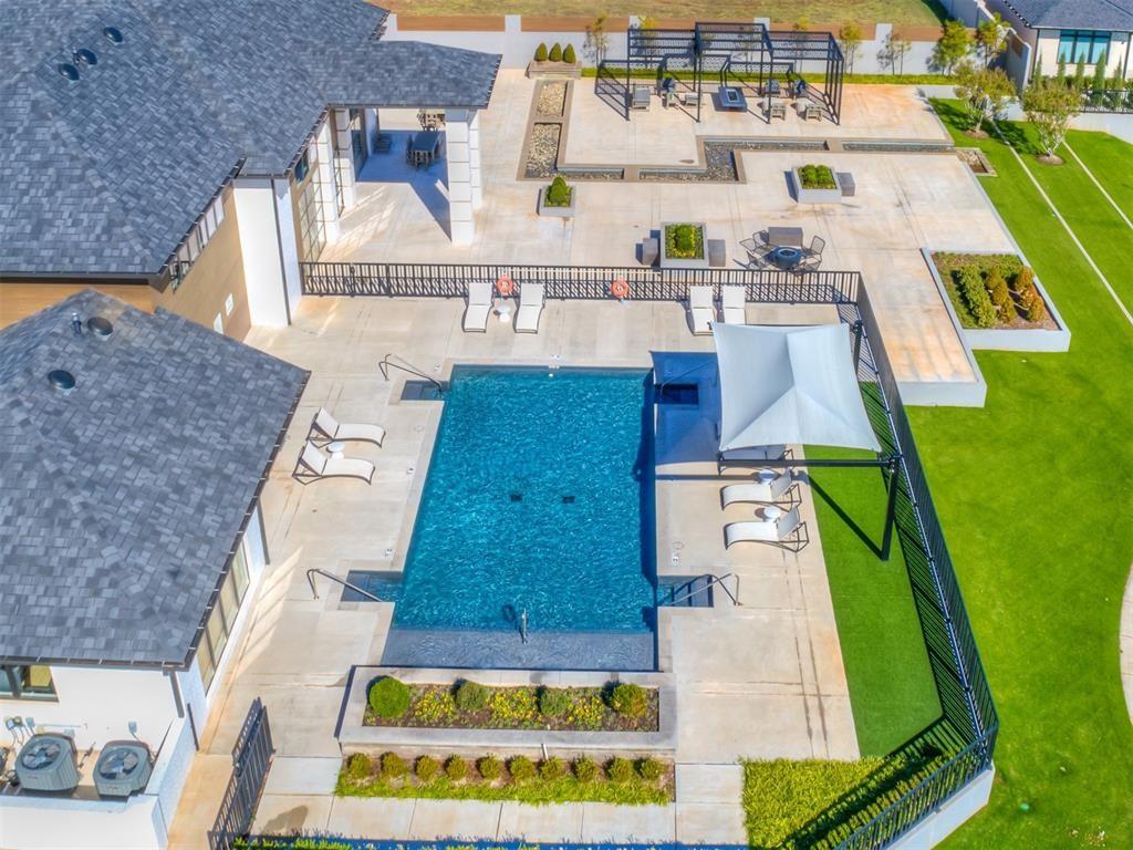 15608 Waterstone Way