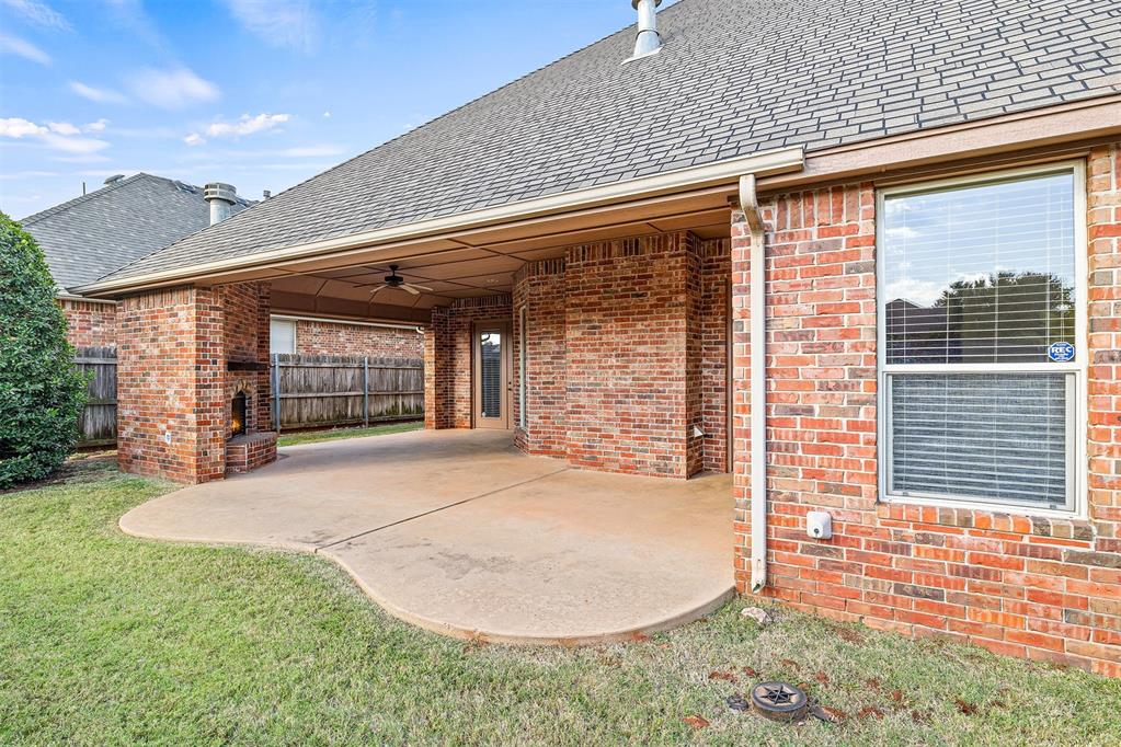 19504 Green Meadow Lane
