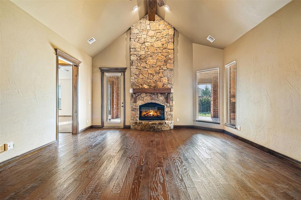 19504 Green Meadow Lane