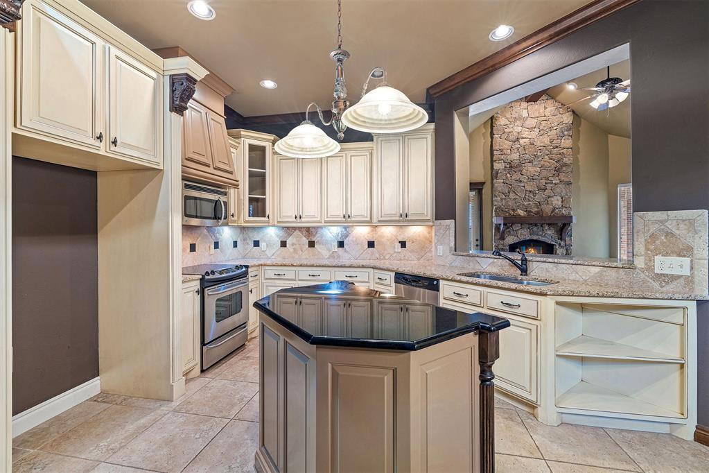 19504 Green Meadow Lane
