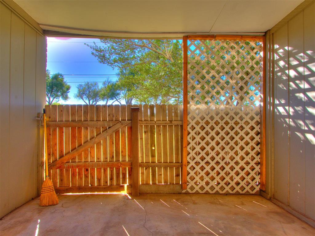 6700 N Meridian Avenue Unit: A