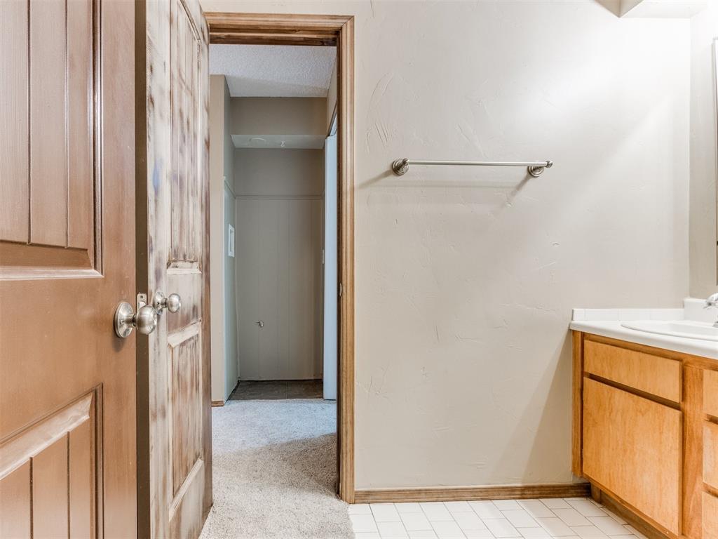 6700 N Meridian Avenue Unit: A