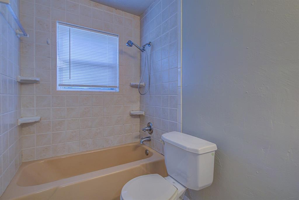 1205 Kouba Drive