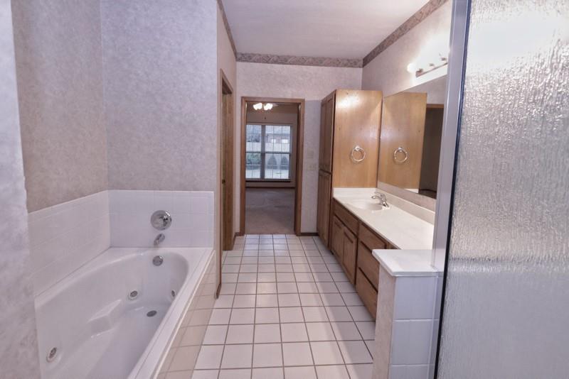 4608 NW 119th Street