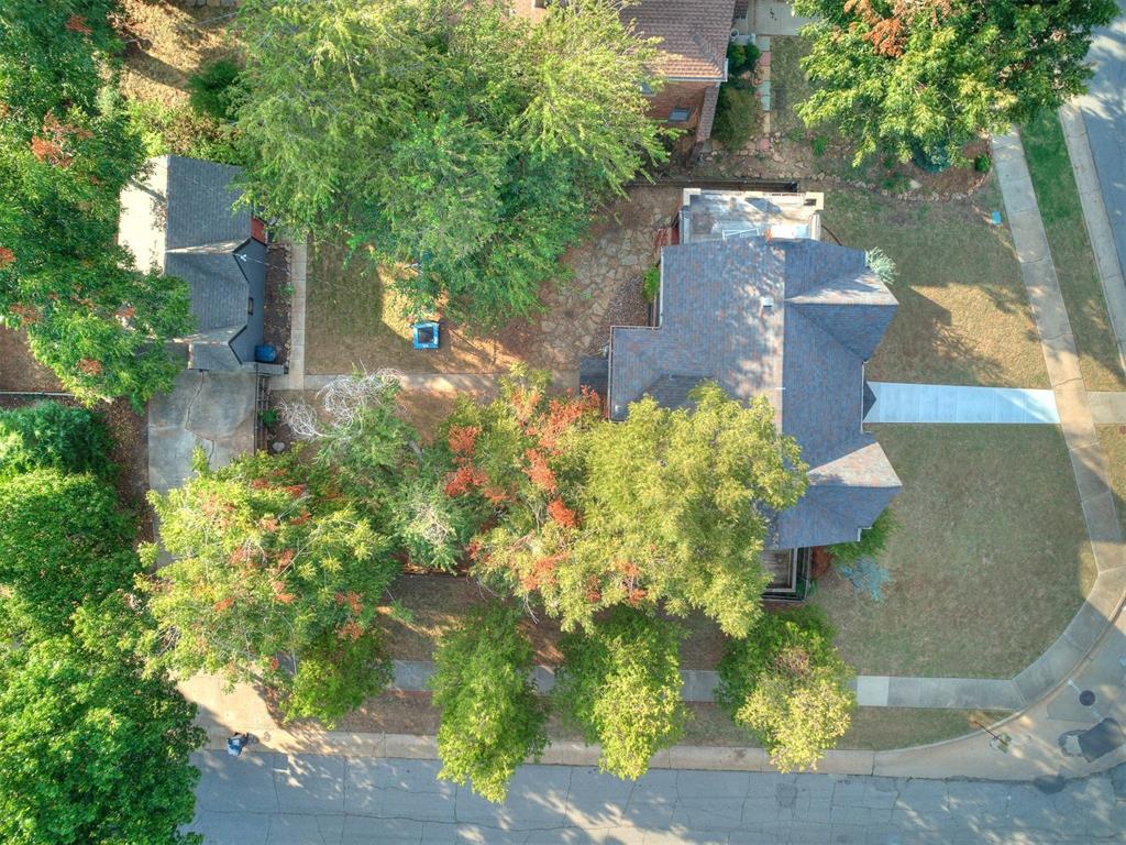 2124 N Gatewood Avenue