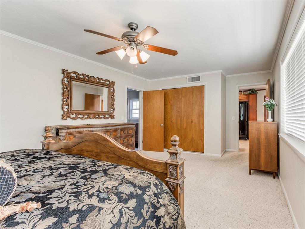 3204 N Nesbitt Avenue