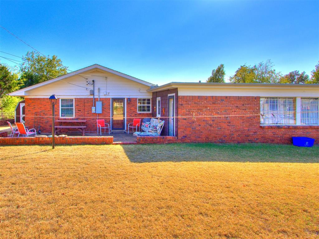 3204 N Nesbitt Avenue