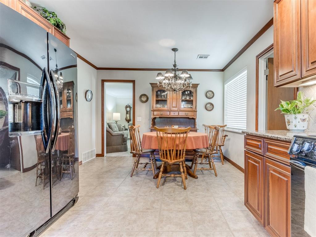 3204 N Nesbitt Avenue