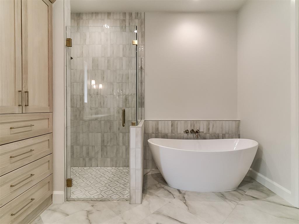 16413 Burgundy East Drive