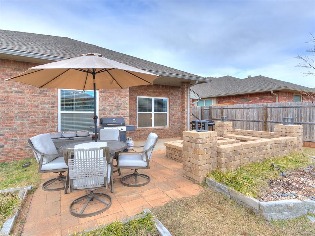 6604 NW 158th Street