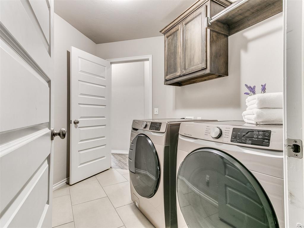 6604 NW 158th Street