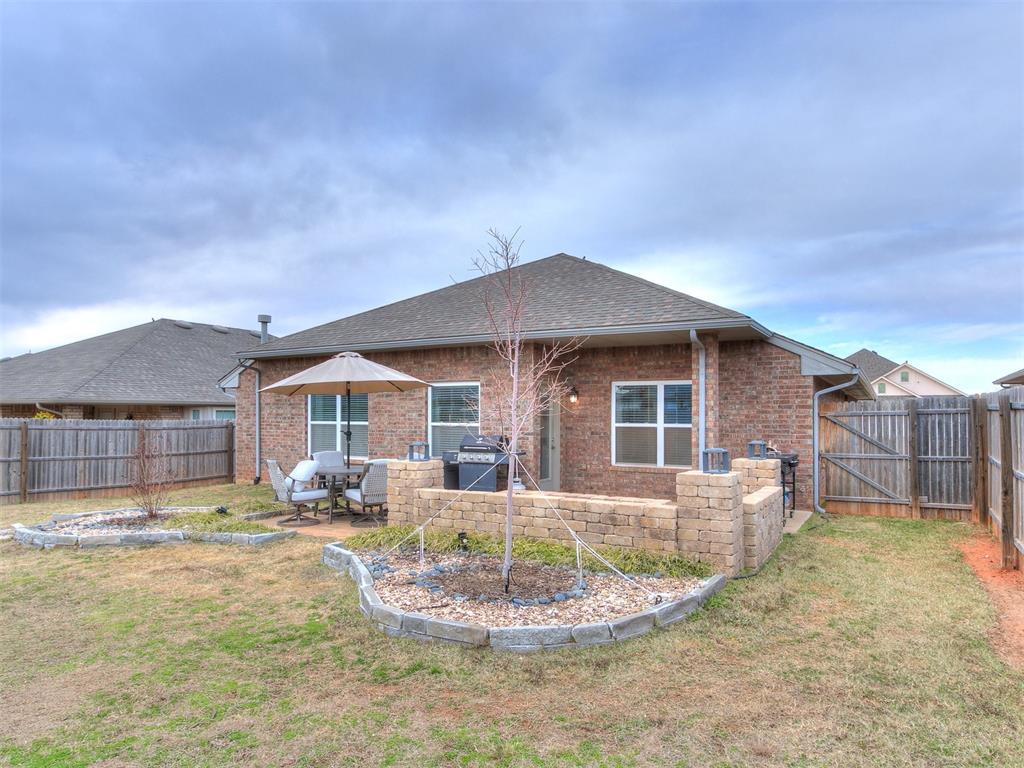 6604 NW 158th Street