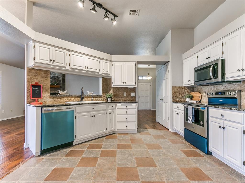 1817 Rocky Mountain Way